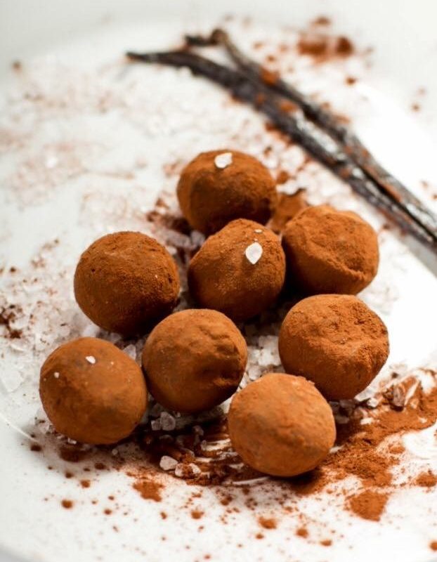 Dusted Chocolate Truffles
